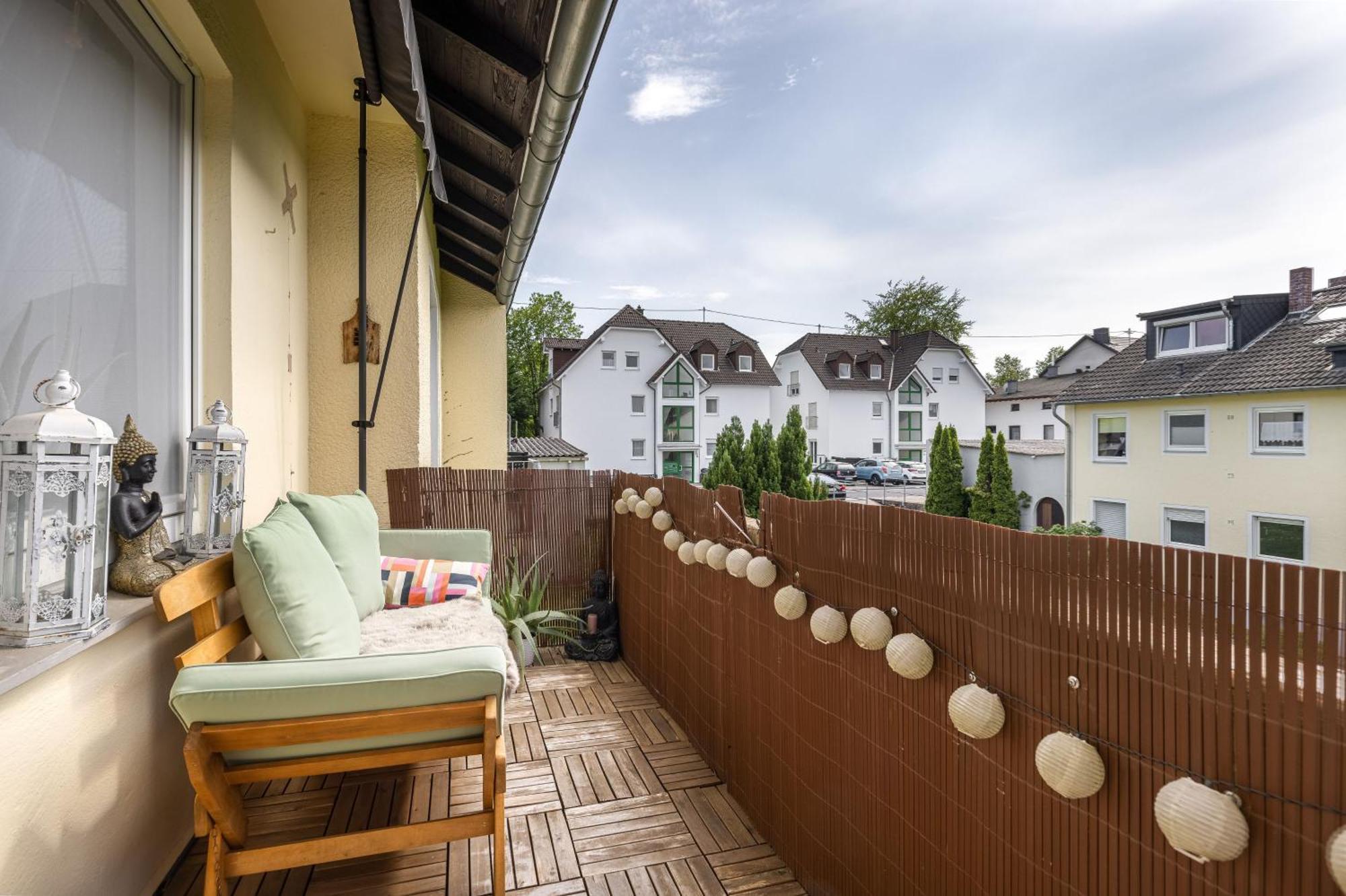 Schoenes, Modernes Apartment Mit Zwei Schlafzimmern - Zentral Mit Balkon Fuer 6 Personen Montabaur Ngoại thất bức ảnh