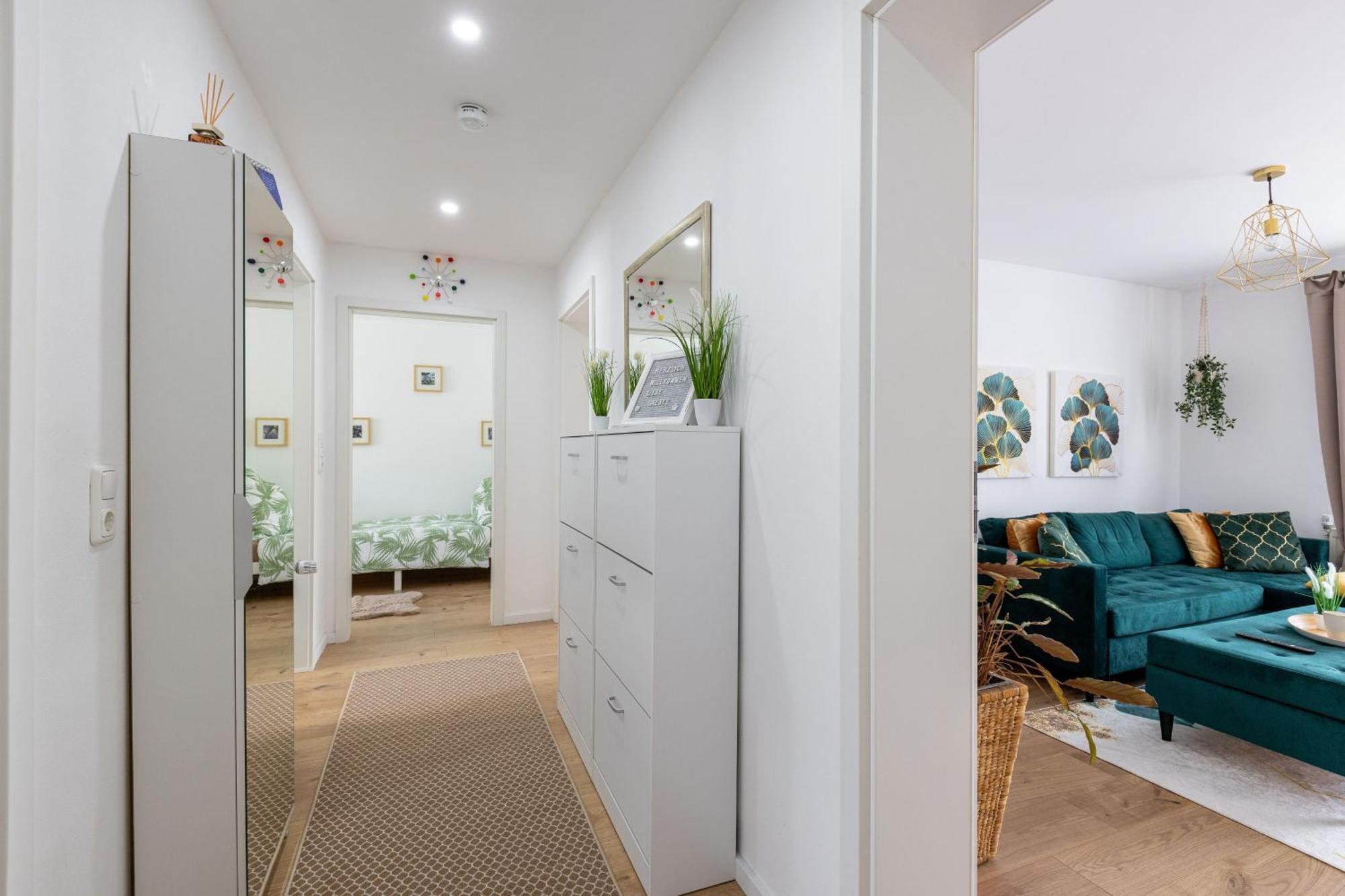Schoenes, Modernes Apartment Mit Zwei Schlafzimmern - Zentral Mit Balkon Fuer 6 Personen Montabaur Ngoại thất bức ảnh